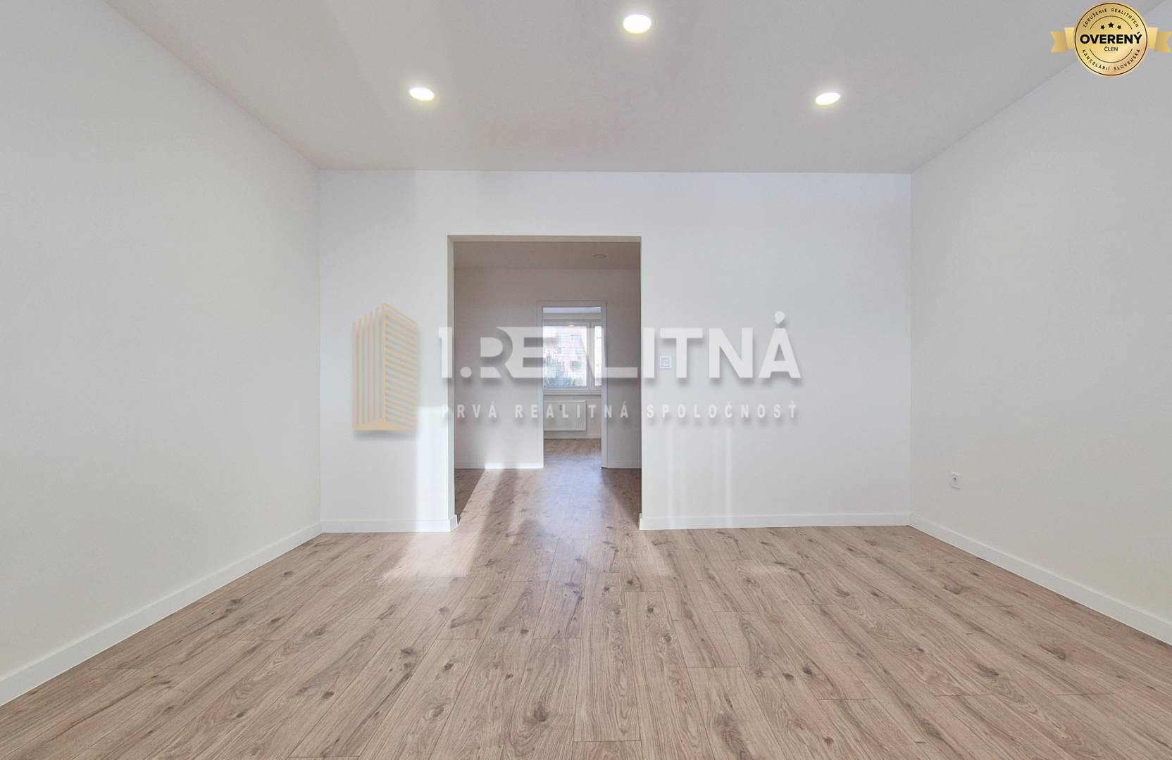 3 izbový byt v Prievidzi na sídlisku Zápotočky 6.jpg