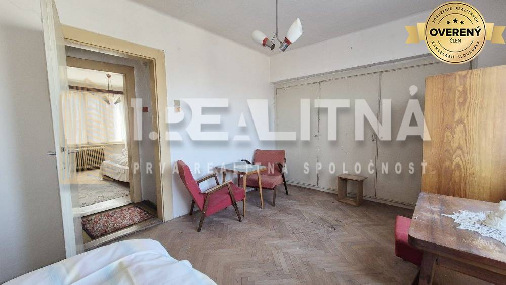 Izba na poschodí.jpg