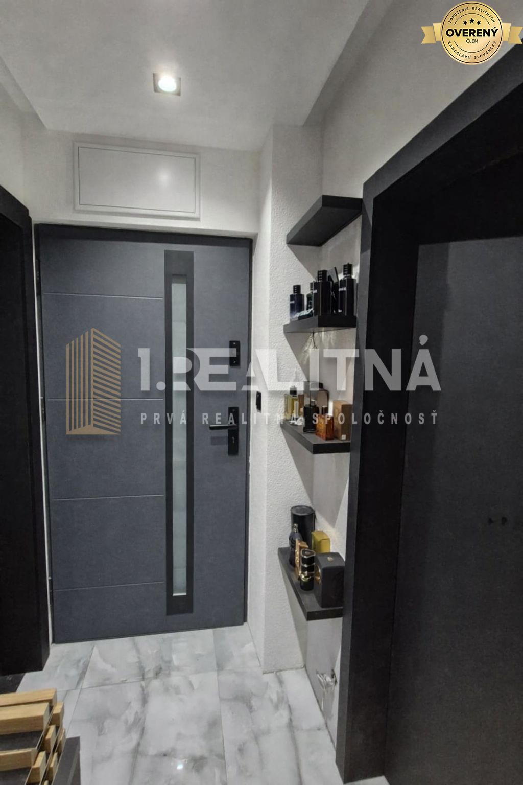 chodba gpt 2.jpg
